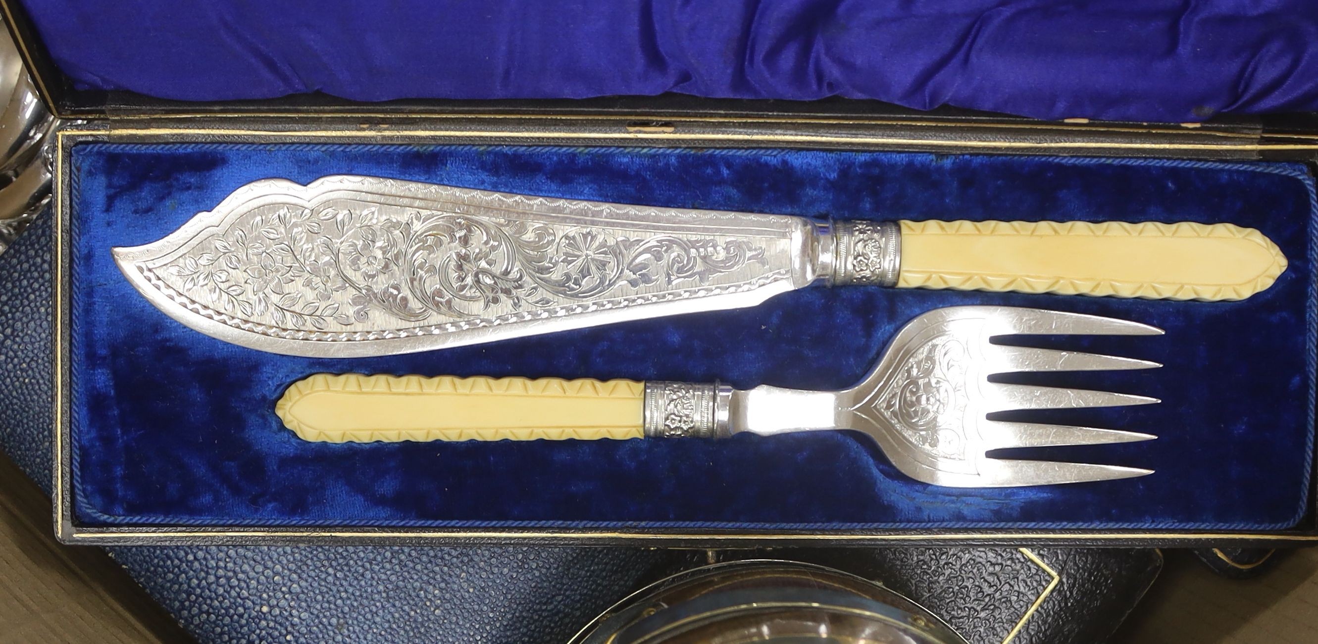 A collection of cased silver plated cutlery and mixed silver plate